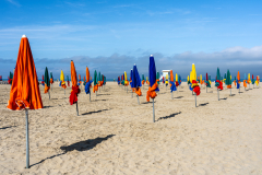 Chapel Martine, parasols a Deauville, couleur, paysages