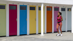 SCHOENTGEN Pierre-André, Les cabines de Perros Guirec, couleur, street