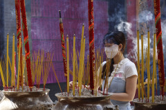 SCHOENTGEN Pierre-André, Offrande, couleur , street