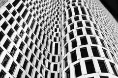 Morales Marc Géométrie monochrome architecture