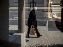 0044-VICARI-Alain-Les-passants