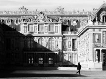 GOAVEC Martine, La Passante, monochrome, street