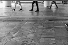 VICARI Alain Au pas monochrome street