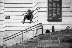 VICARI Alain Envol monochrome street