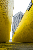 gayet-nathalie-passerelle-jaune