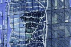 VALLET Huguette Nuances de bleu couleur architecture