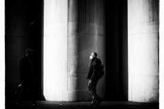 conan serge  colonnes monochrome street