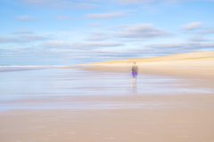 AUTHIE Anne-Lise, Promeneuse solitaire, couleur, paysages