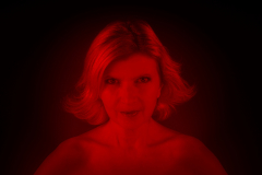 RILAT N, Rouge, monochrome, portrait