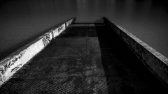 Vicari Alain, la descente, monochrome, architecture